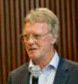 Peter J. Ratcliffe at Centro Cultural de la Ciencia 01 (cropped).png